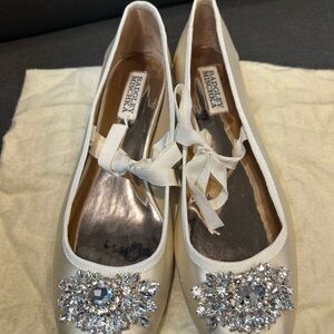Badgley Mischka Cream Crystal Embellished Flats